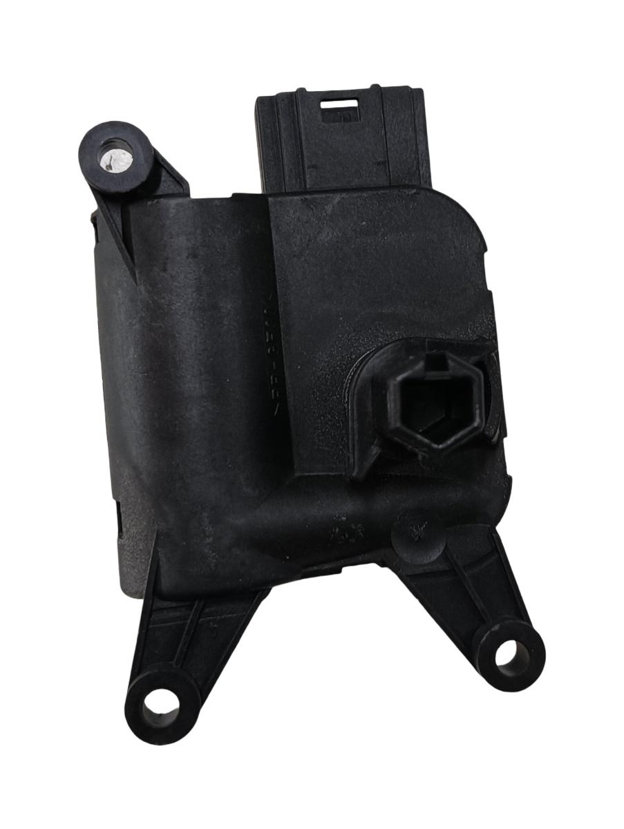 Actuator/motoras clapeta aer AC MERCEDES-BENZ A-CLASS II W169 2004 - 2012 VAG 0132801368 – foto 2