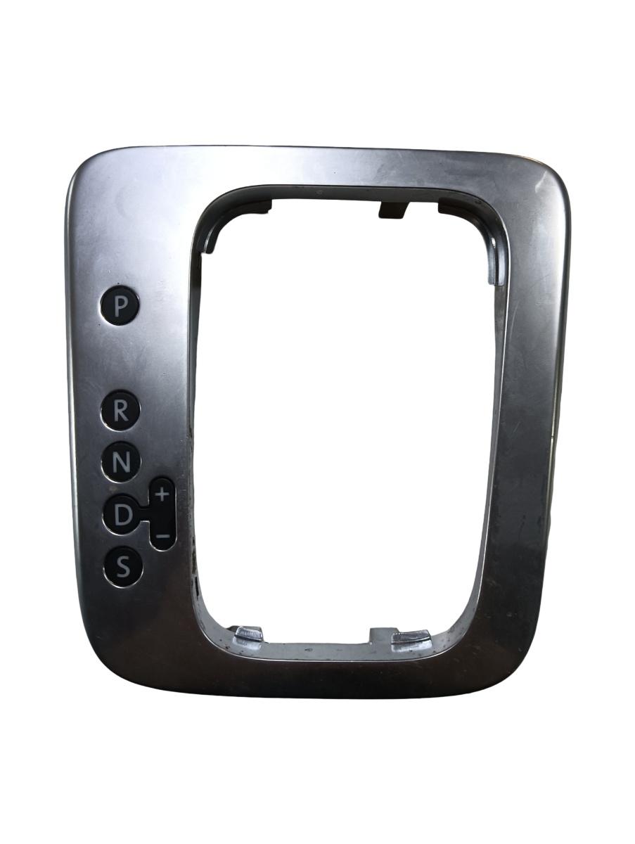 Consola din plastic schimbator de viteze VOLKSWAGEN GOLF PLUS 5M1, 521 2004 - 2013 5m1713203j