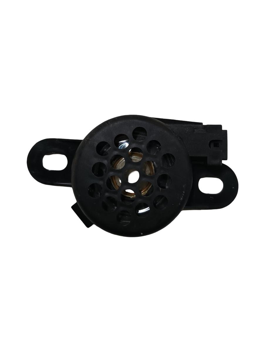 Difuzor senzor de parcare PDC VOLKSWAGEN PASSAT 3C2 2005 - 2010 VAG 8e0919279