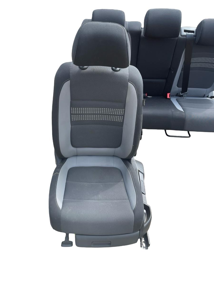 Interior + fete usi complet  VOLKSWAGEN GOLF 6 PLUS 2008 - 2013 – foto 8
