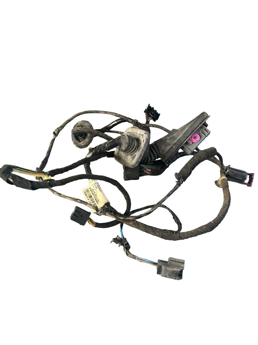 Cablaj portiera fata stanga fata OPEL ASTRA J P10 2009 - 2015 13336673