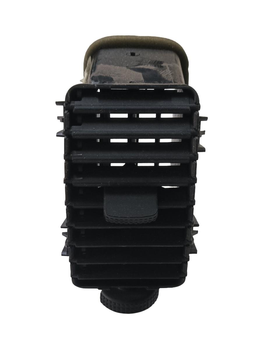 Grila ventilatie dreapta fata NISSAN NP300 NAVARA D40 2004 - >