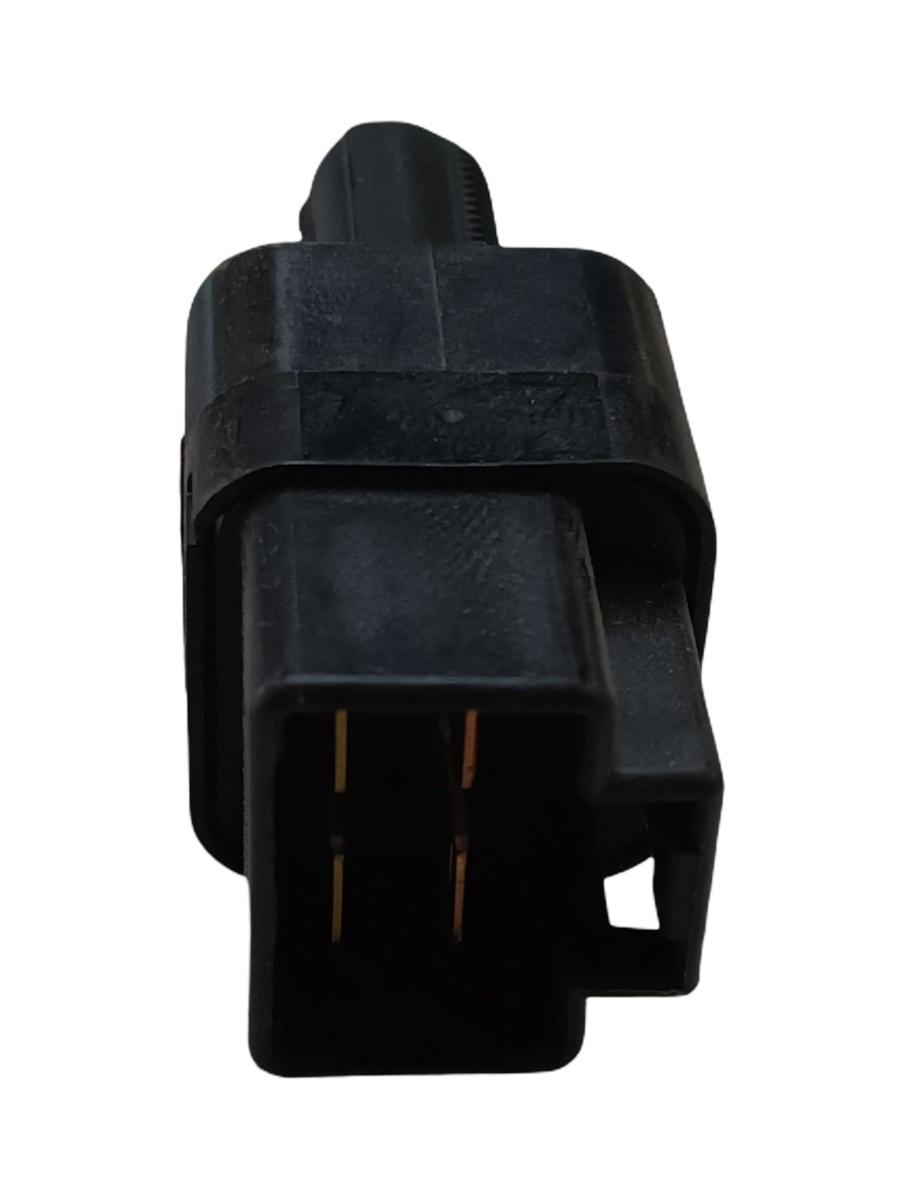 Switch frana  NISSAN NP300 NAVARA D40 2004 - > – foto 2