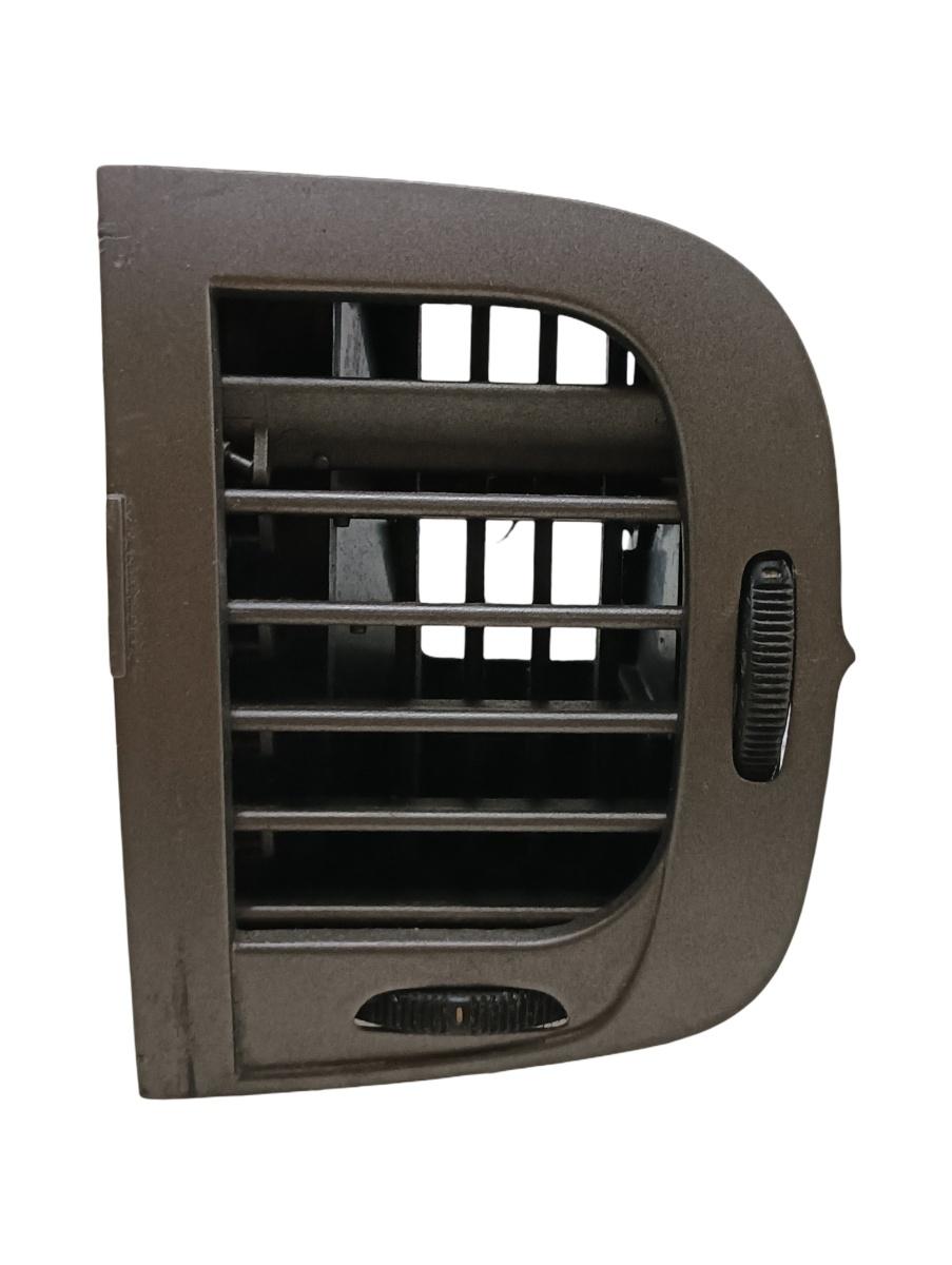 Grila ventilatie  dreapta fata LANCIA YPSILON 843_ 2003 - 2011