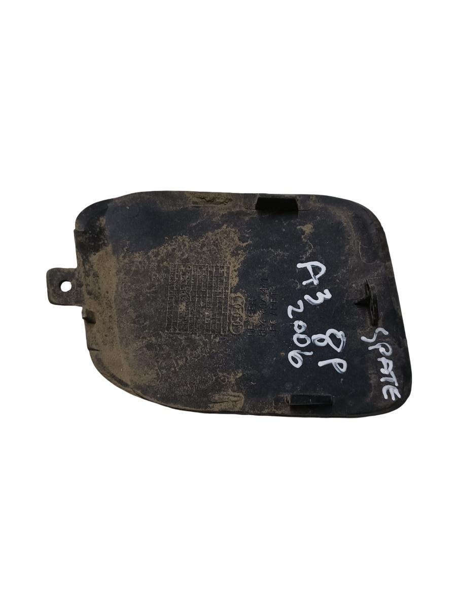 Capac carlig de remorcare bara spate AUDI A3 II 8P1 2003 - 2013 – foto 2