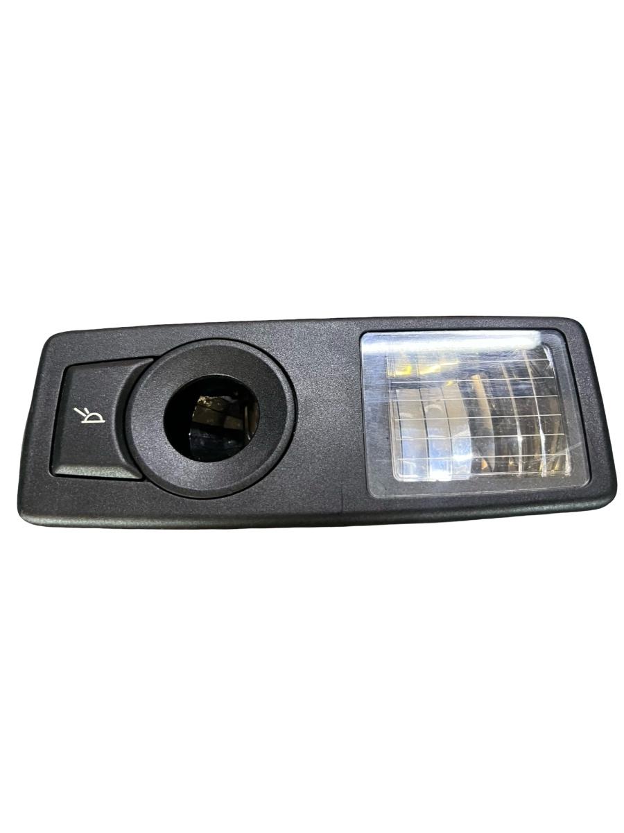 Lampa interioara habitaclu stanga spate BMW X5 II E70 2006 - 2013