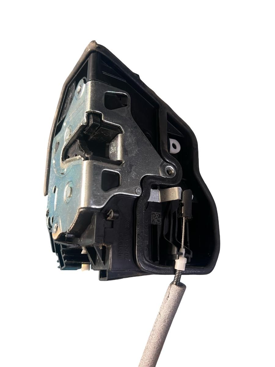 Broasca usa stanga spate BMW 5 F10 2009 - 2016