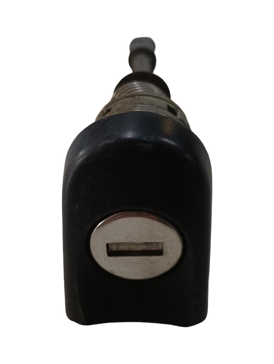 Butuc usa stanga fata VOLKSWAGEN TOURAN 1T3 2010 - 2015