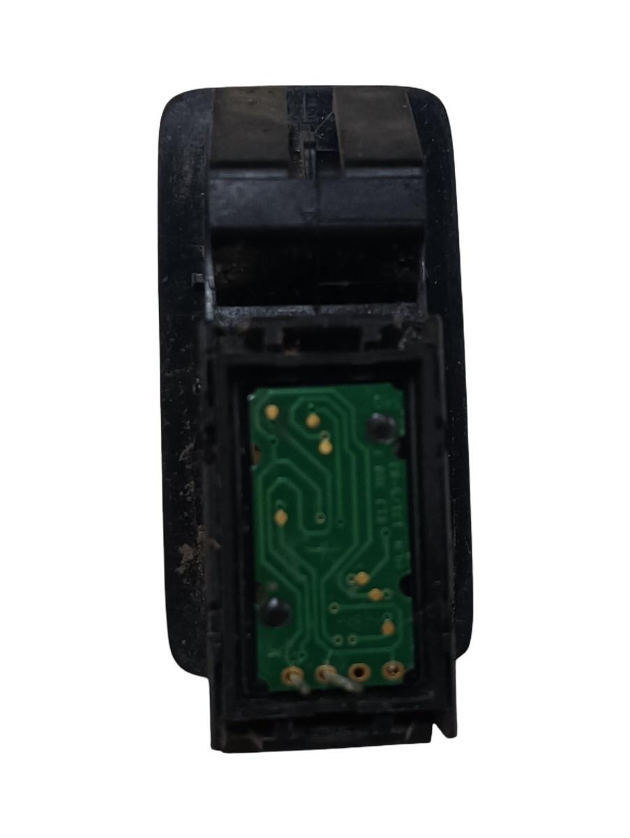 Buton geam electric  dreapta fata VOLKSWAGEN TOURAN 1T3 2010 - 2015 – foto 2