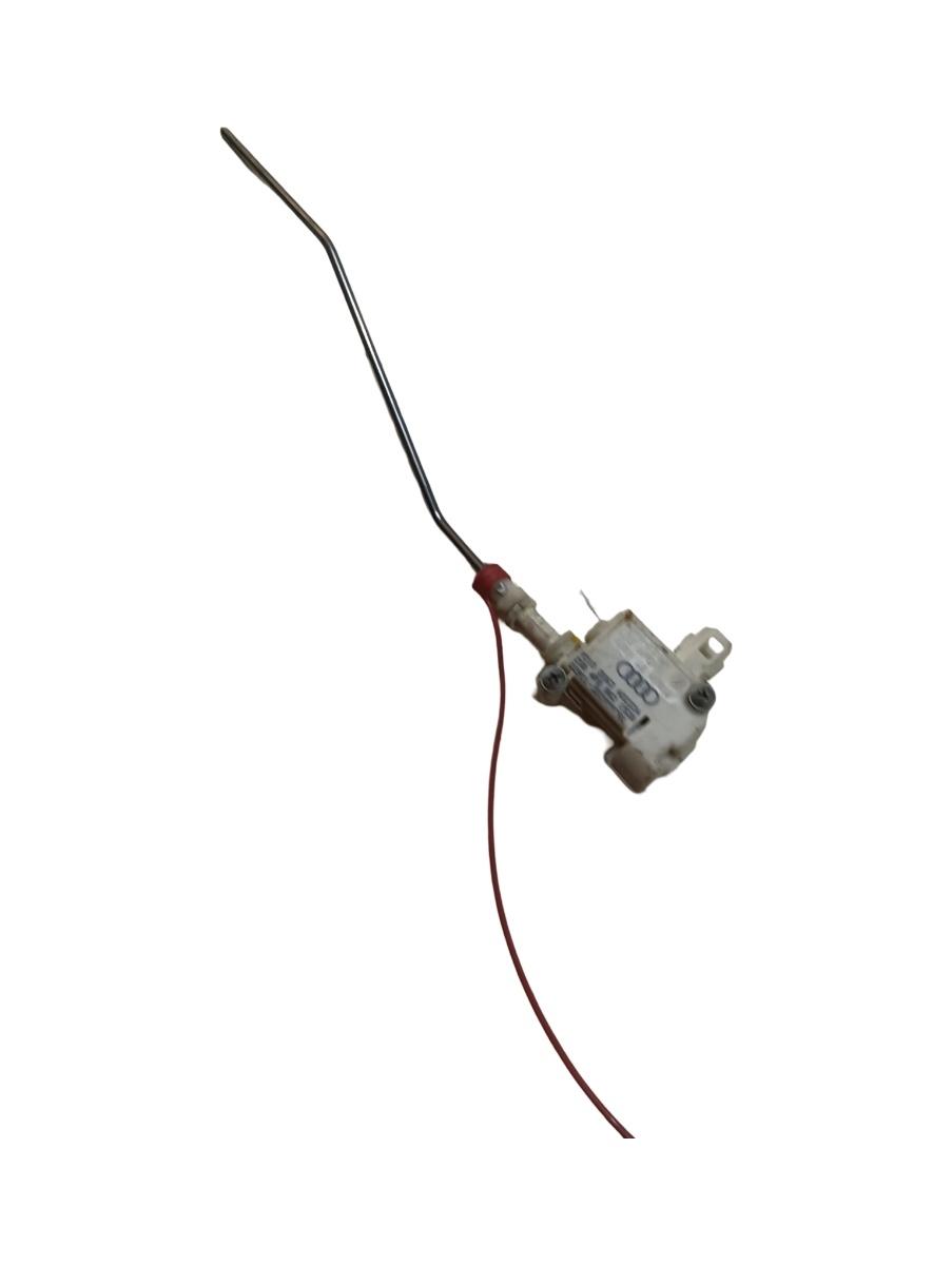 Motoras blocare usita rezervor combustibil AUDI A6/S6 III Saloon 4F2, C6 2004 - 2011, AUDI A6 II Avant 4B5, 4B6, C5 1997 - 2005 4f0862153b