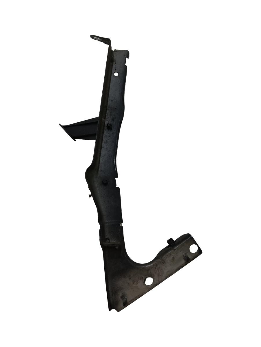 Suport aripa stanga fata AUDI A5/S5 8T3 2007 - 2017 8t0821135b