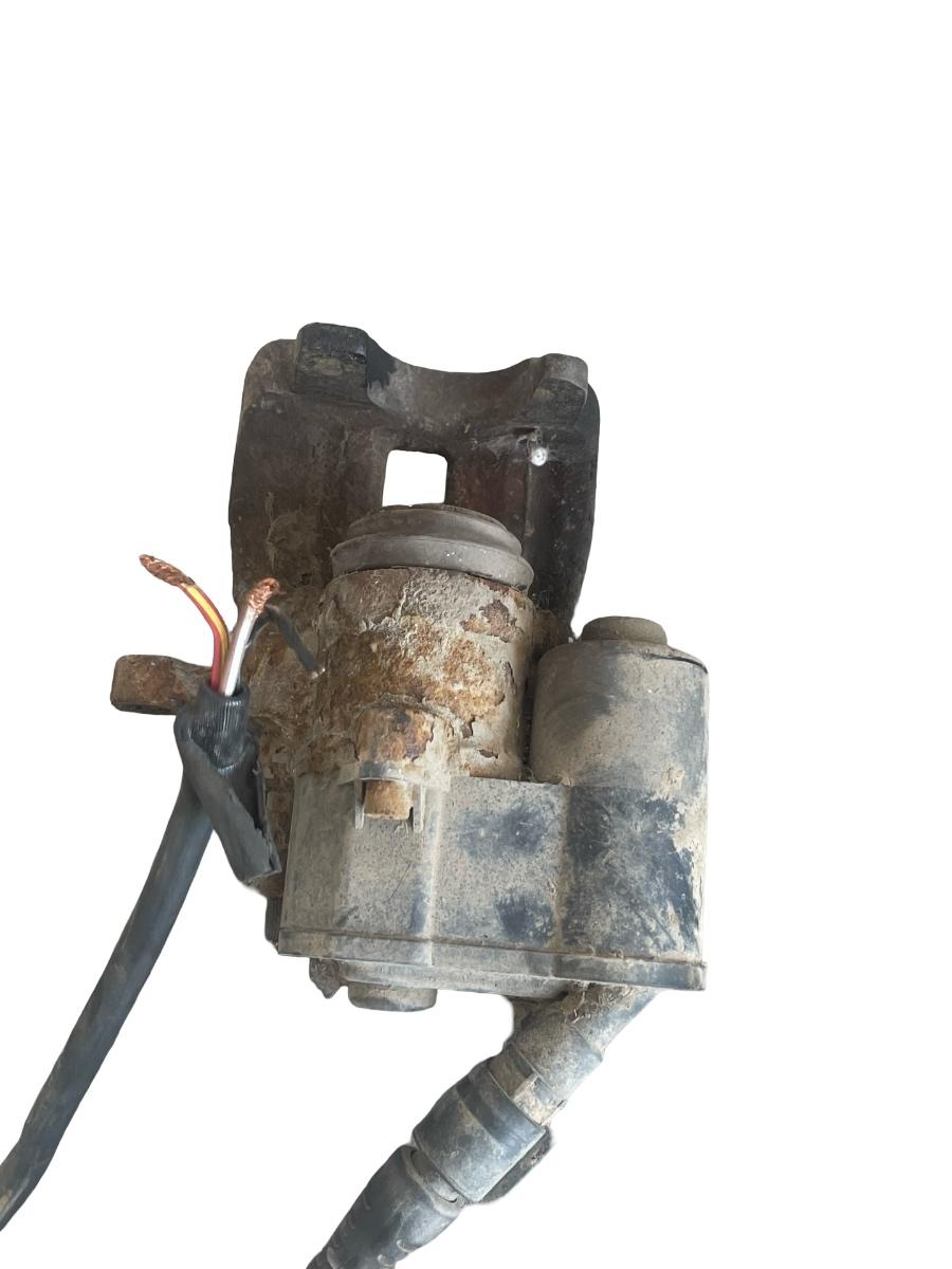 Etrier frana dreapta spate AUDI A6/S6 III Saloon 4F2, C6 2004 - 2011 2.7 TDI BPP