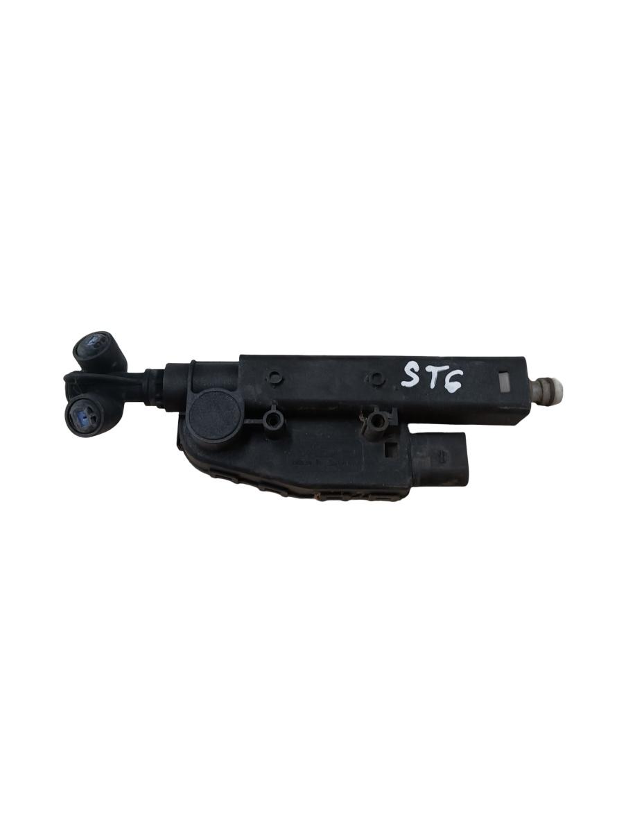 Duze spalator faruri stanga fata AUDI A8 II 4E2, 4E8 2002 - 2010 4e0955965a