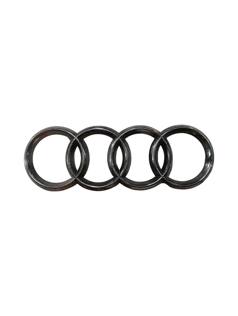 Sigla / Emblema fata AUDI A8 II 4E2, 4E8 2002 - 2010 – foto 2