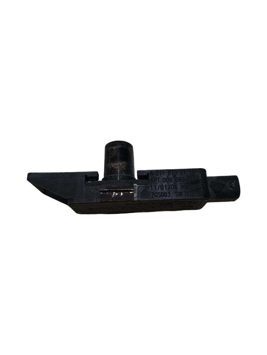 Senzor MERCEDES-BENZ S-CLASS II W221, C215 2005 - 2013 A2118700110
