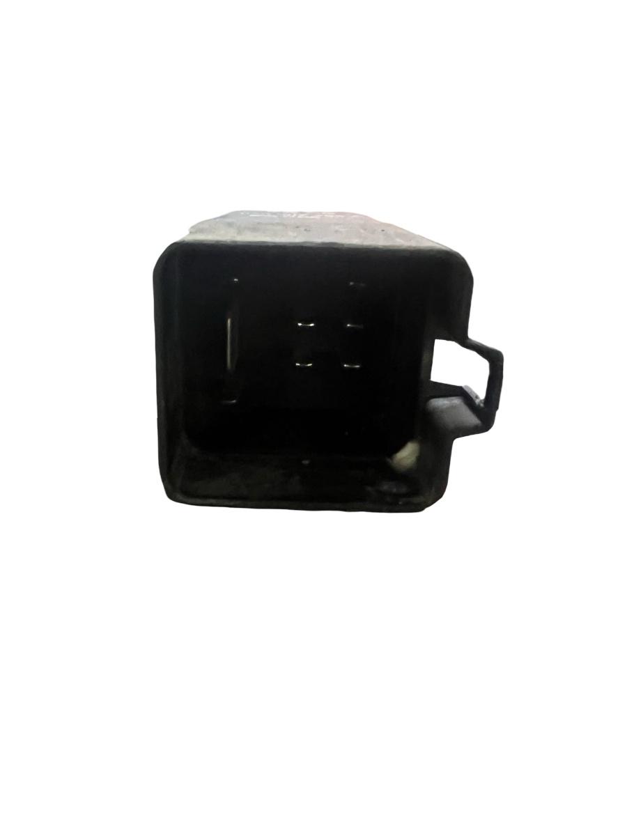 Releu preincalzire bujii incandescente SEAT IBIZA V 6J5, 6P1 2008 - > 0281003042 – foto 2