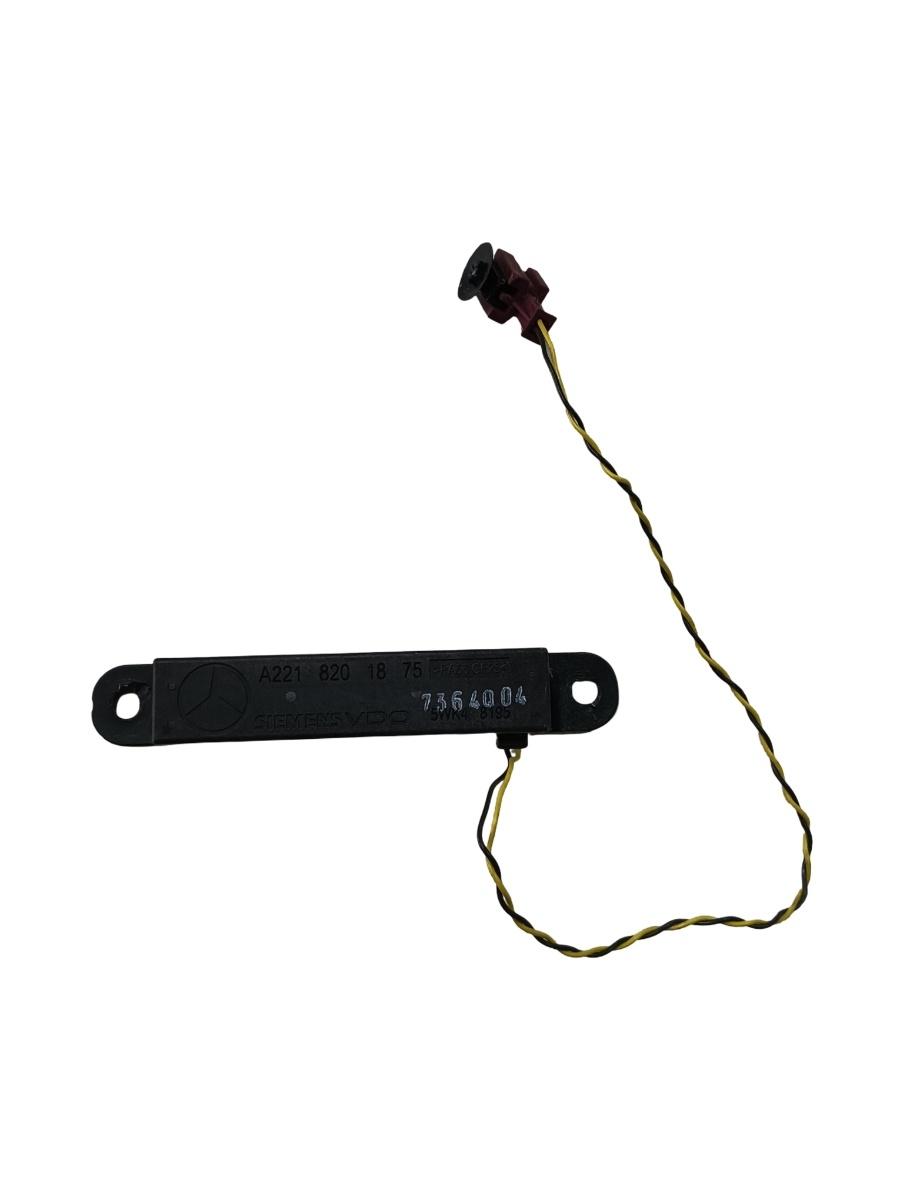 Amplificator semnal antena MERCEDES-BENZ S-CLASS II W221, C215 2005 - 2013 A2218201875