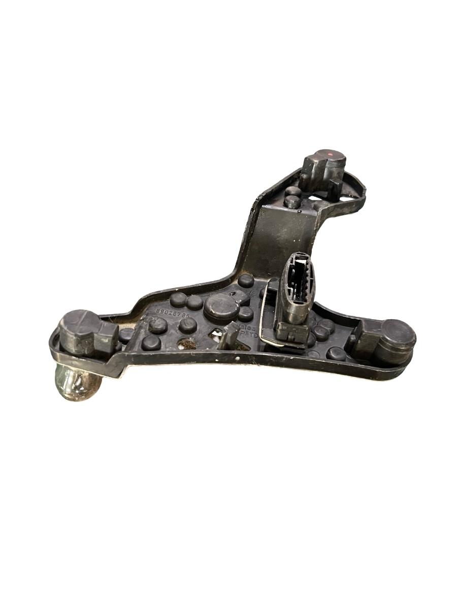 Soclu spate / Stop dreapta spate TOYOTA AVENSIS Saloon _T25_ 2003 - 2008 89028786