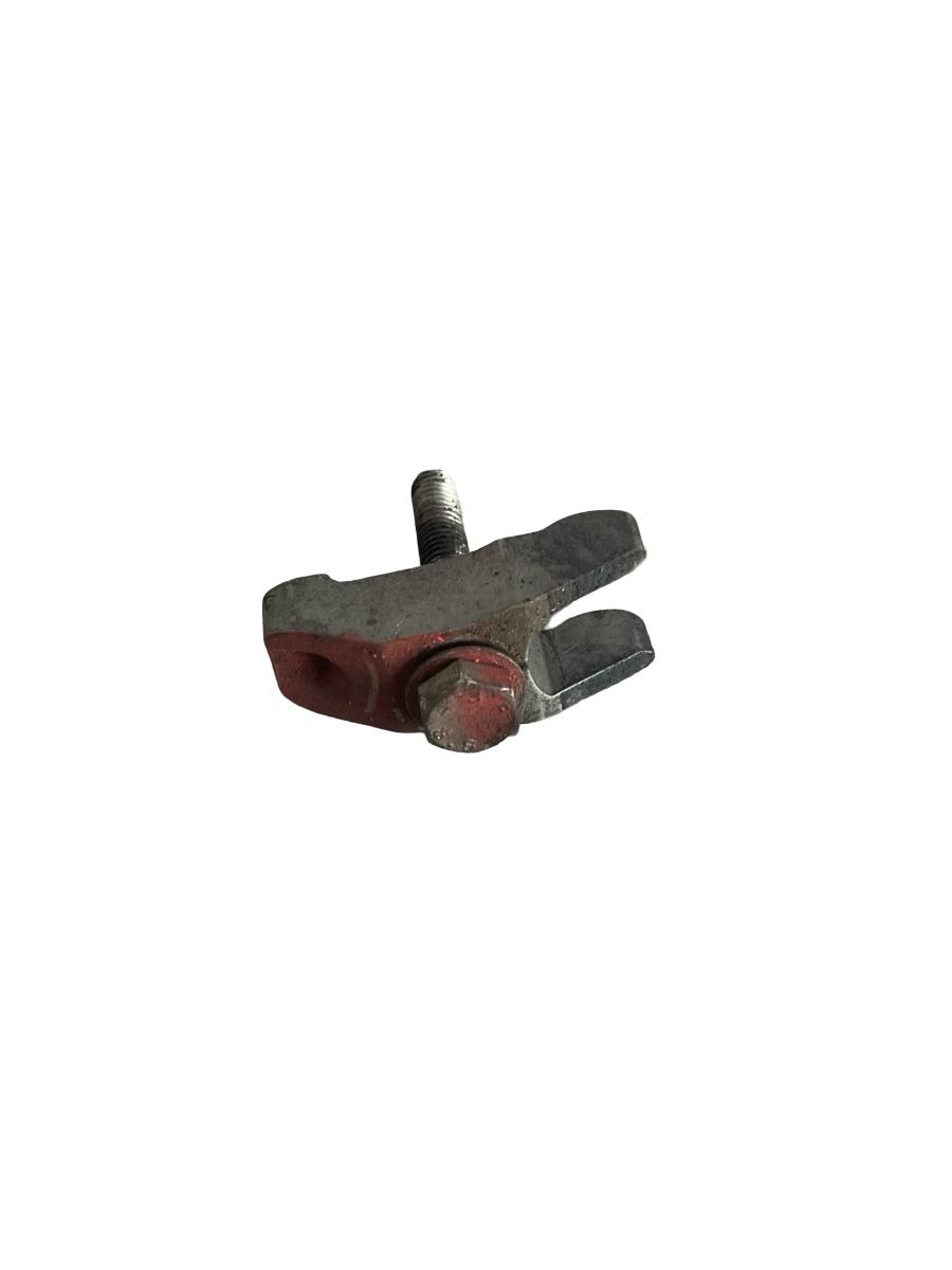 Brida/Clema fixare injector combustibil VOLKSWAGEN GOLF IV 1J1 1997 - 2007 1.9 TDI AGR, ALH
