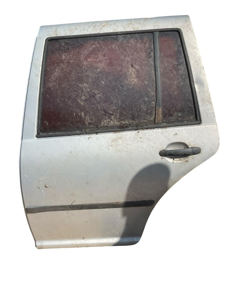 Usa  Portiera stanga spate VOLKSWAGEN GOLF IV 1J1 1997 - 2007 BREAK