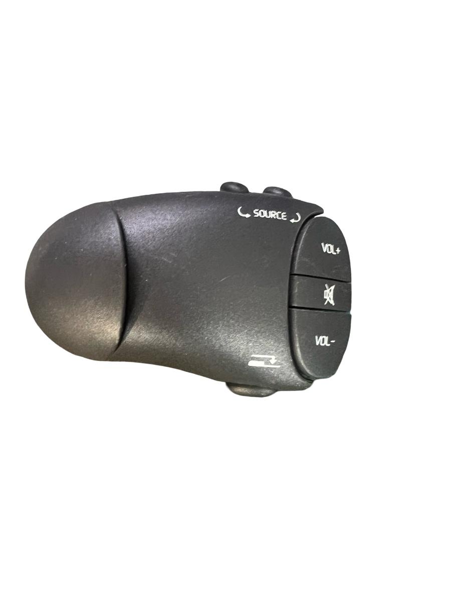 Comutator comenzi radio cd/player RENAULT CLIO II BB0/1/2_, CB0/1/2_ 1998 - >