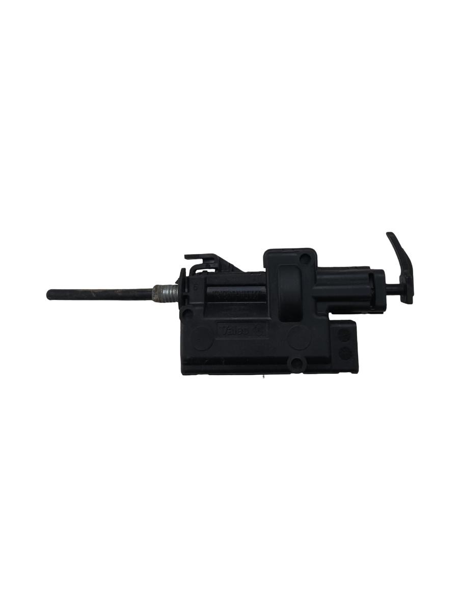 Motoras blocare usita rezervor combustibil RENAULT MEGANE II BM0/1_, CM0/1_ 2001 - 2012 8200305732b