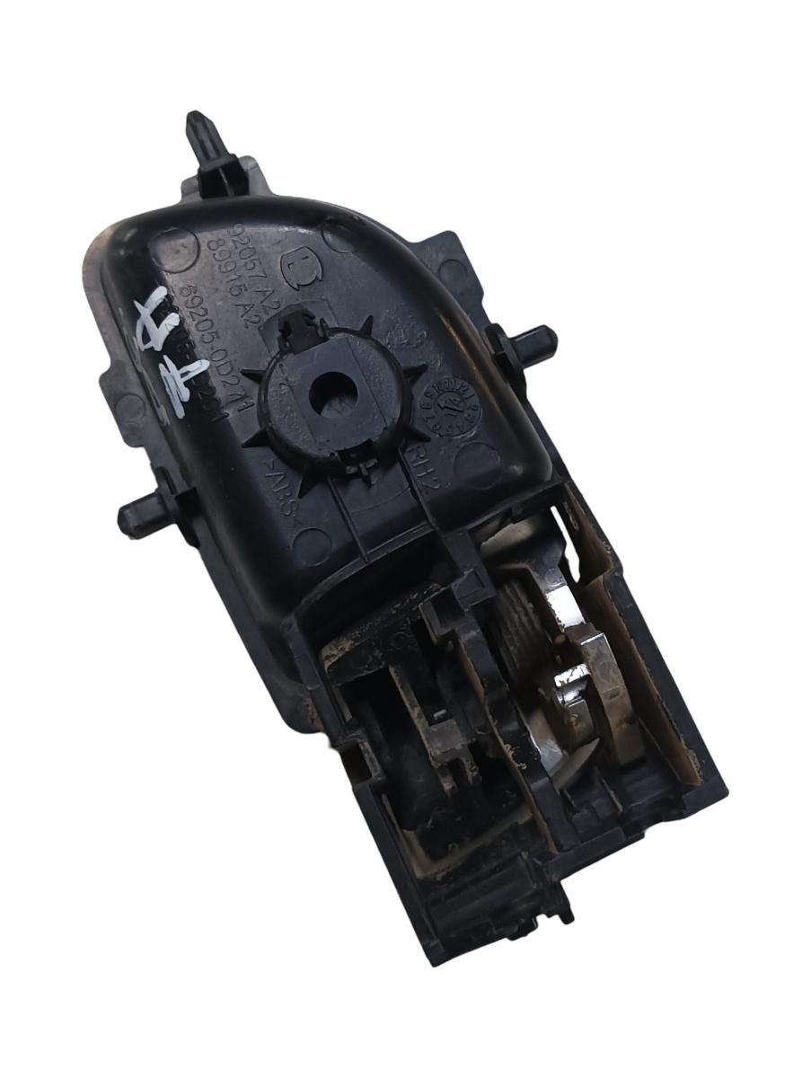 Maner deschidere usa interior  dreapta fata TOYOTA COROLLA XI Sedane E180 [ 2013 - 2019 ] – foto 2