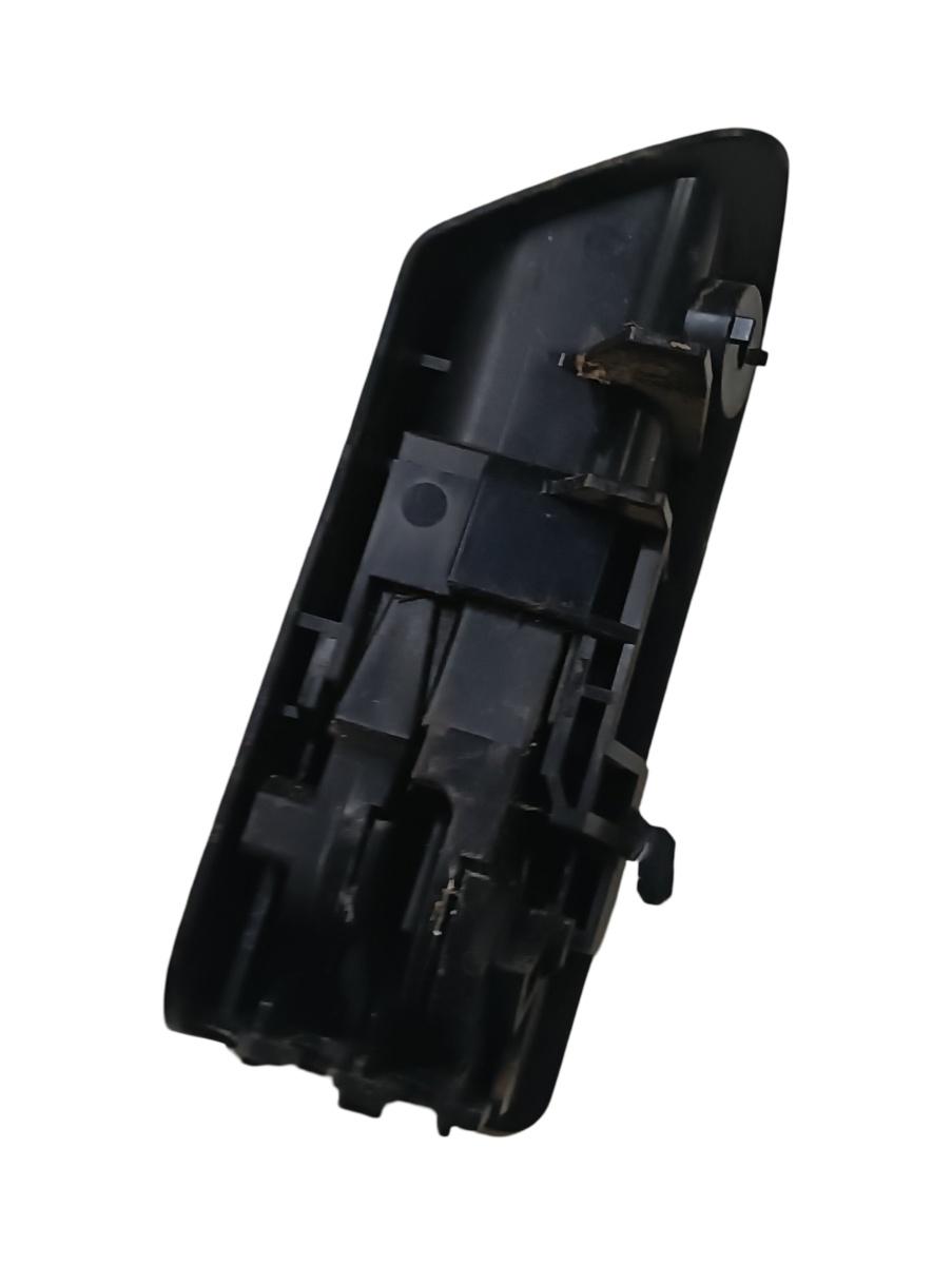 Buton deschidere hayon/portbagaj TOYOTA COROLLA XI Sedane E180 [ 2013 - 2019 ] – foto 2