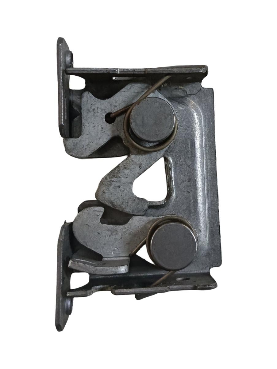 Incuietoare capota  dreapta fata BMW X1 I E84 2009 - 2015 – foto 2