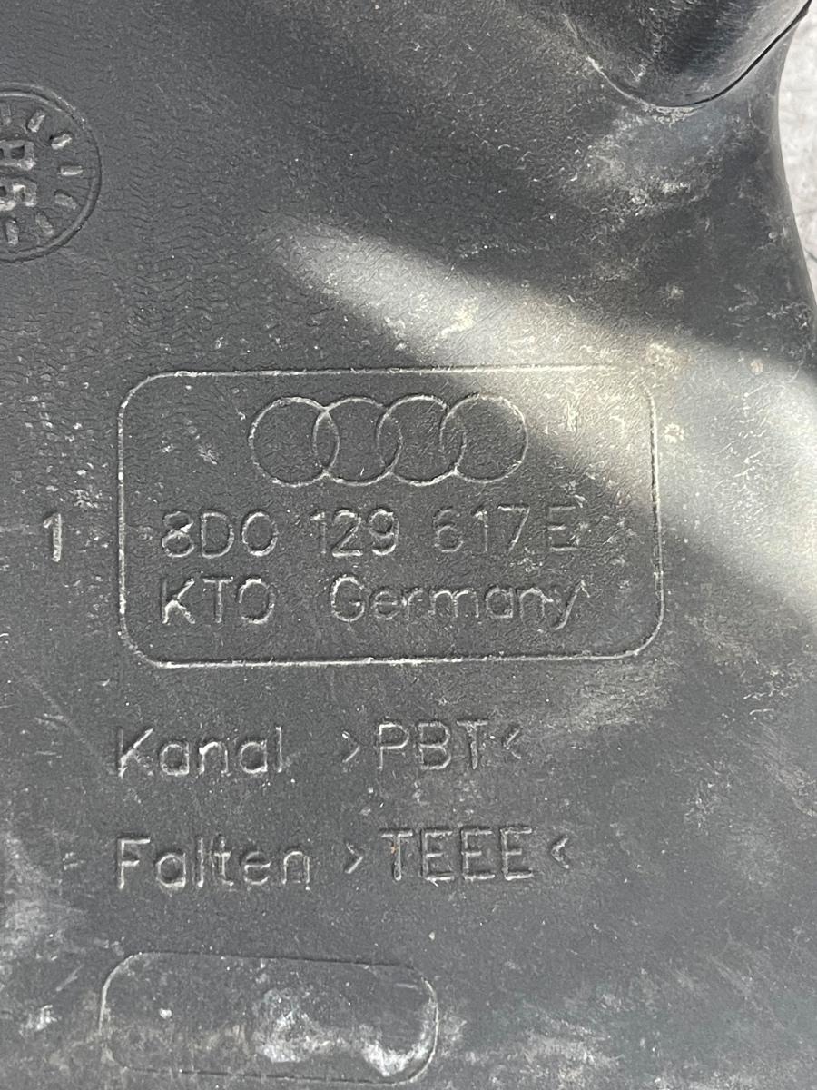 Tubulatura admisie aer AUDI A4 Saloon 8D2, B5 1994 - 2001 1.6i AHL 8D0129617E – foto 3