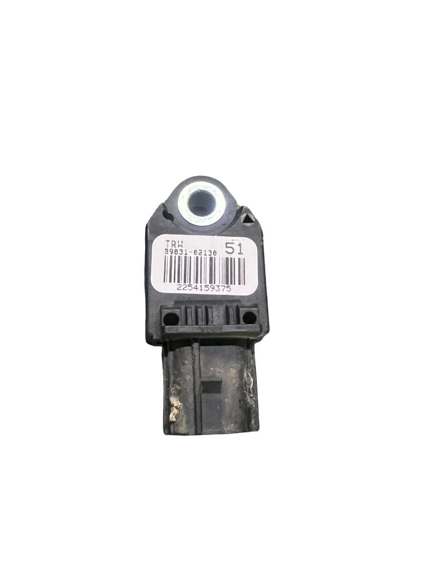 Senzor de impact airbag TOYOTA AVENSIS Saloon _T25_ 2003 - 2008 89831-02130