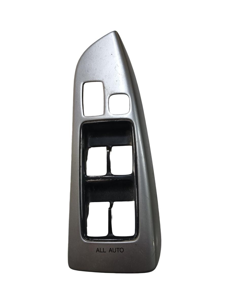 Ornament butoane geam TOYOTA LAND CRUISER LJ12_, KZJ12_, TRJ12_, KDJ12_, GRJ12_ 2002 -