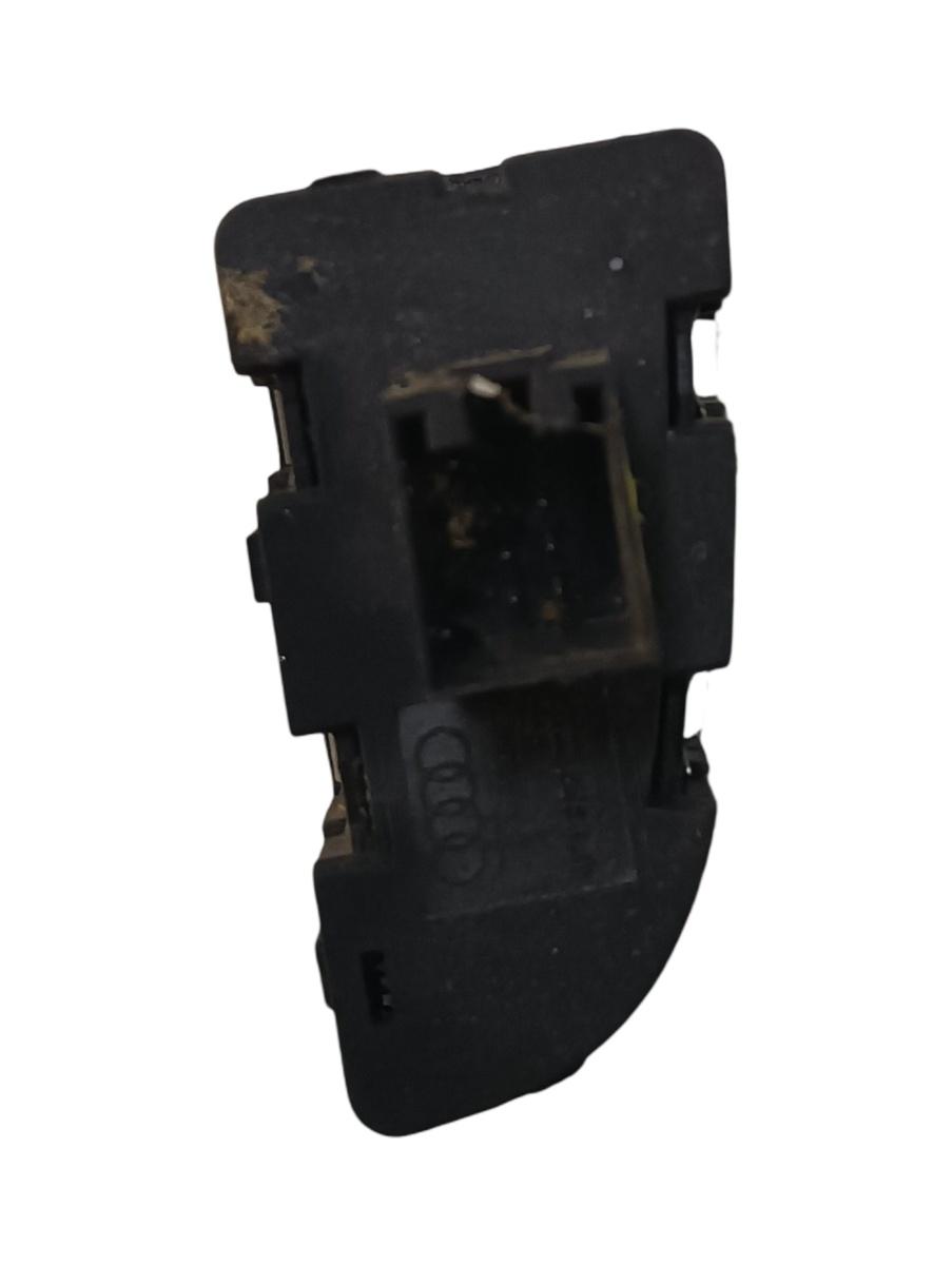 Buton deschidere torpedou AUDI A6/S6 III Saloon 4F2, C6 2004 - 2011 – foto 2