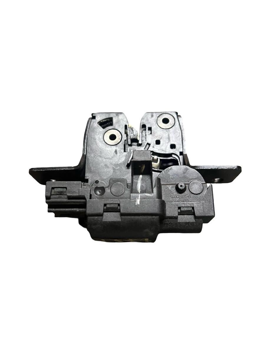 Broasca hayon/portbagaj RENAULT MEGANE II Saloon LM0/1_ 2003 - >