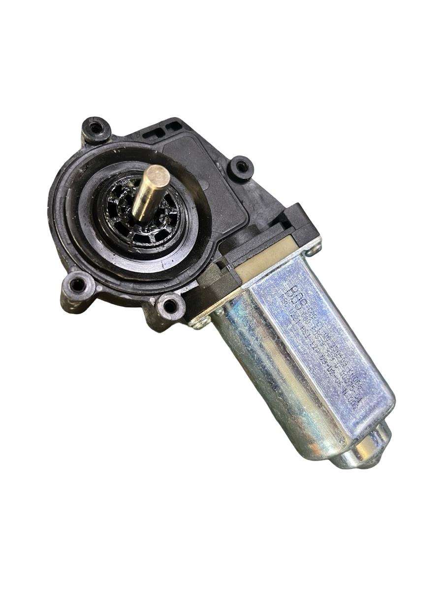 Motoras perdeluta spate  MERCEDES-BENZ S-CLASS II W221, C215 2005 - 2013 9929000075