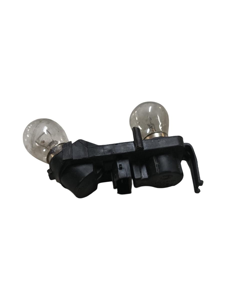 Soclu stop  dreapta spate SEAT LEON II 1P1 2005 - 2013 98207100