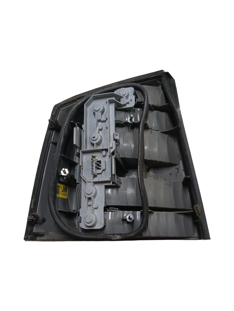 Lampa spate / Stop dreapta spate TOYOTA RAV 4 II _A2_ 2000 - 2005 – foto 2