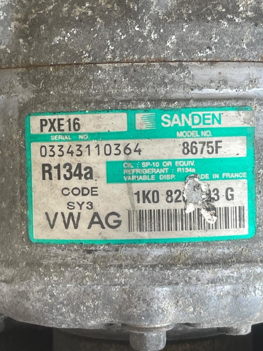Compresor  AC VOLKSWAGEN TOURAN 1T1, 1T2 2003 - 2010 1.9 TDI AVQ – foto 4