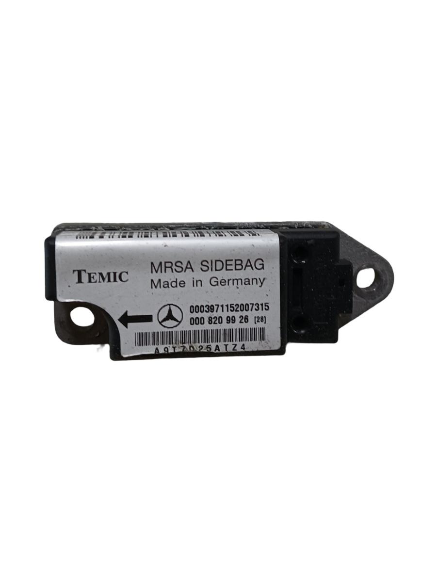 Senzor de impact airbag MERCEDES-BENZ E-CLASS II W210 1995 - 2003 0008209926
