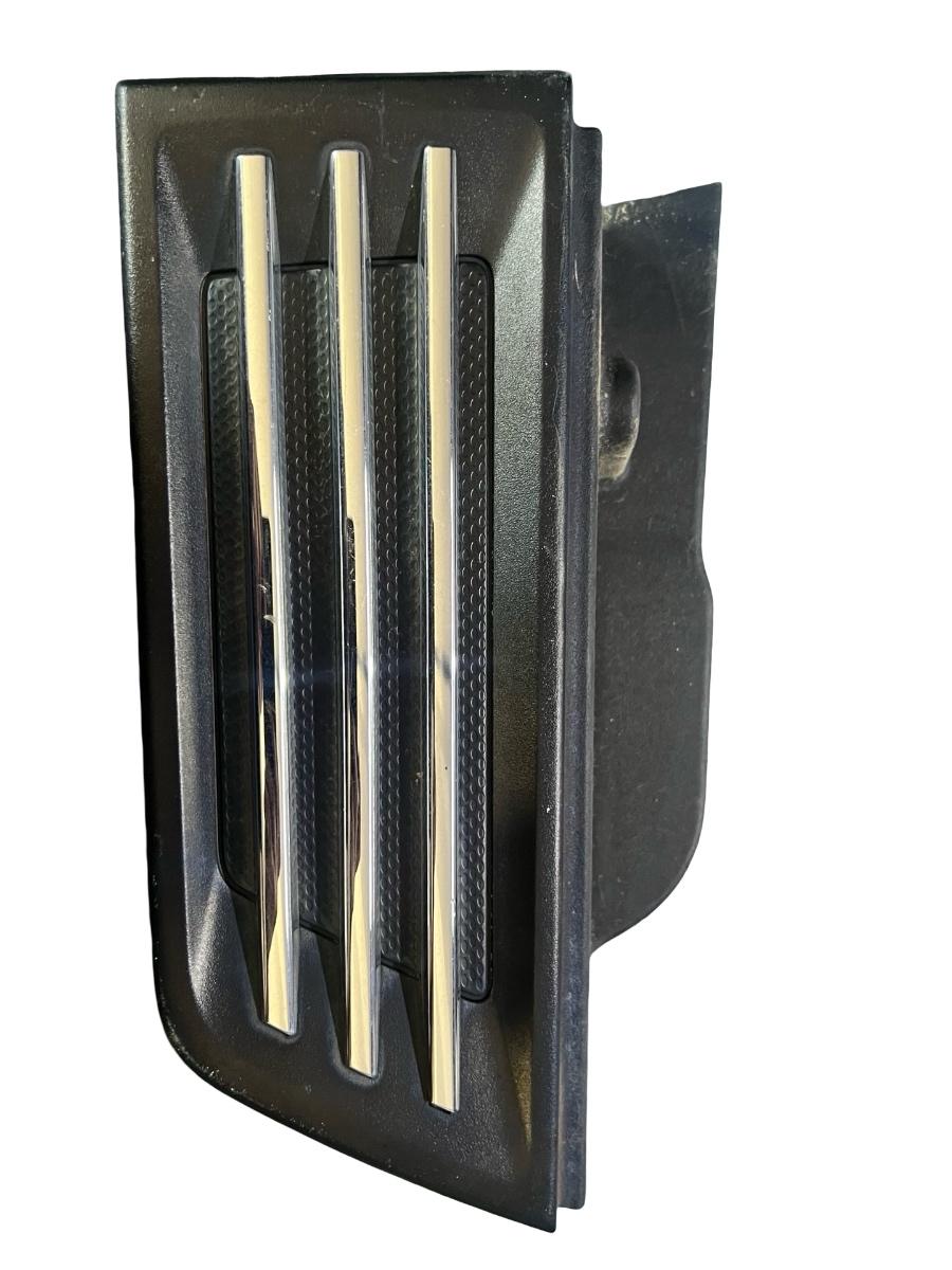 Ornamente margine aripa dreapta fata DODGE NITRO 2006 - 2012 55157164