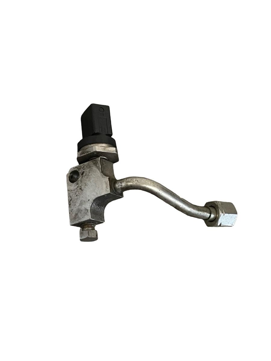 Senzor presiune combustibil AUDI Q7 4LB 2006 - 2016 4.2 FSI quattro BAR 06D906051C
