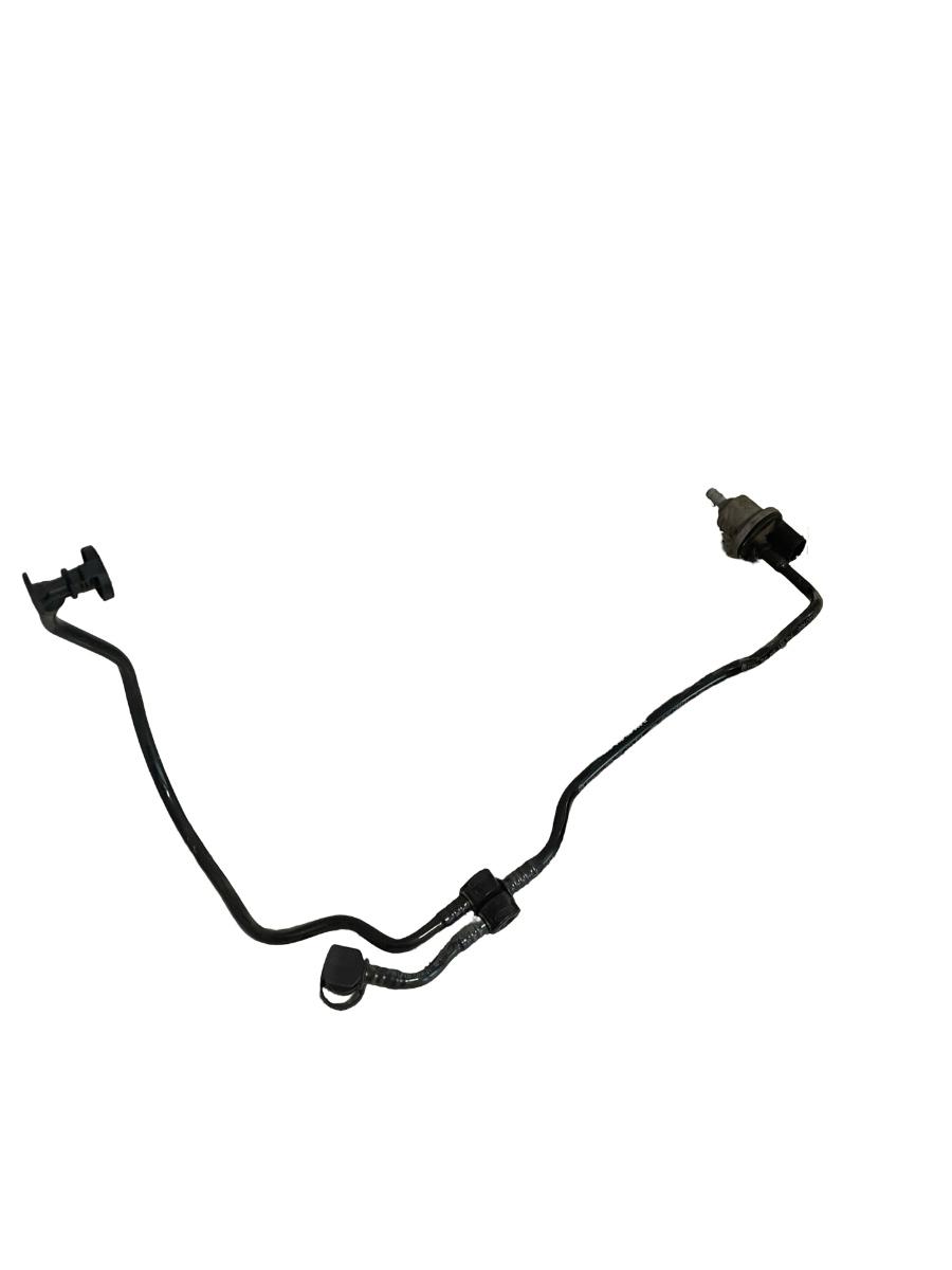 Furtun/conducta vacuum VOLKSWAGEN GOLF VII 5G1, BE1 2012 - > 1.4 TSI CHPA, CPTA 04E133514