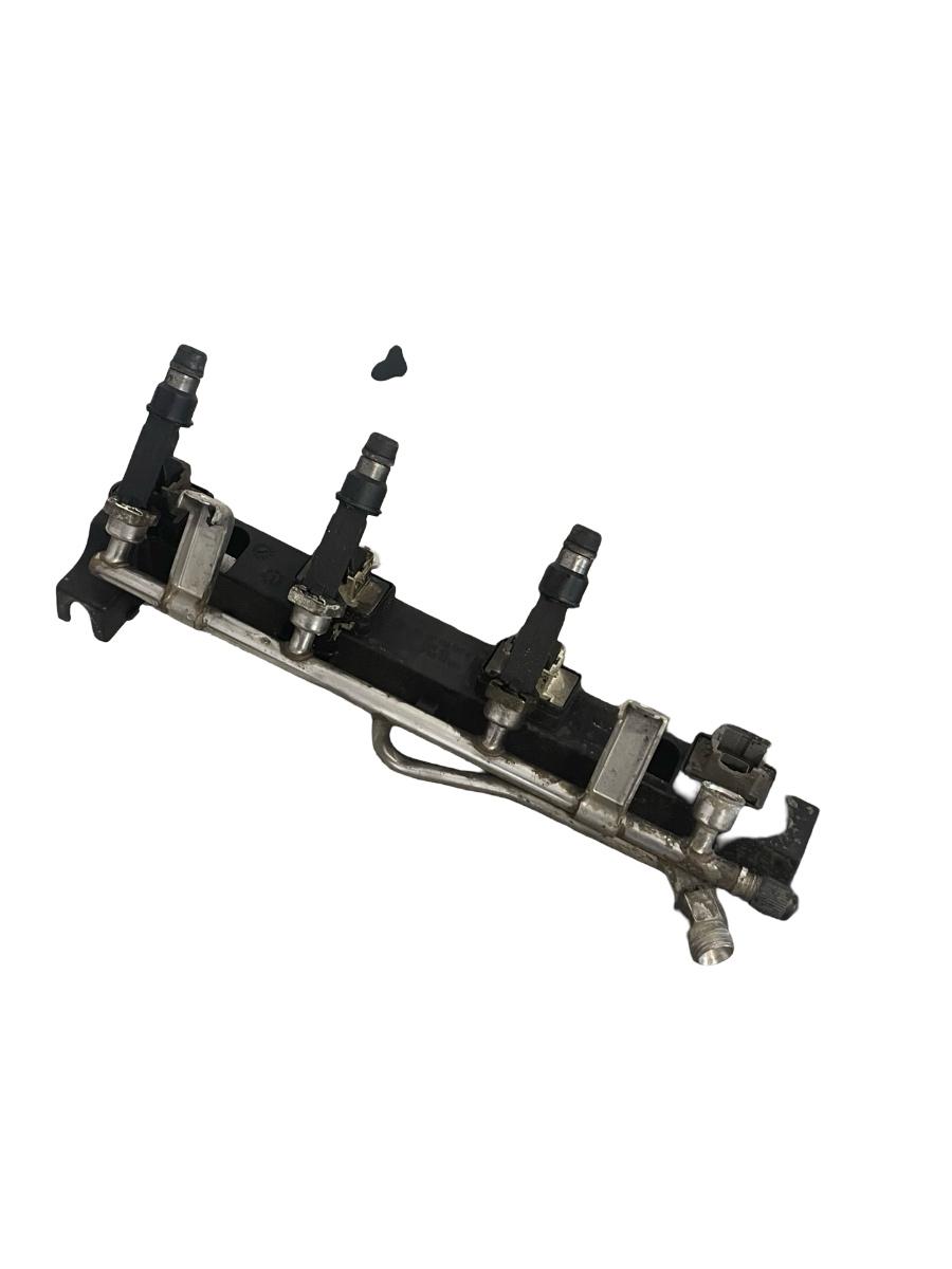 Rampa + 3 Injectoare OPEL VECTRA B 36_, J96 1995 - 2002 1.6i 09133177A