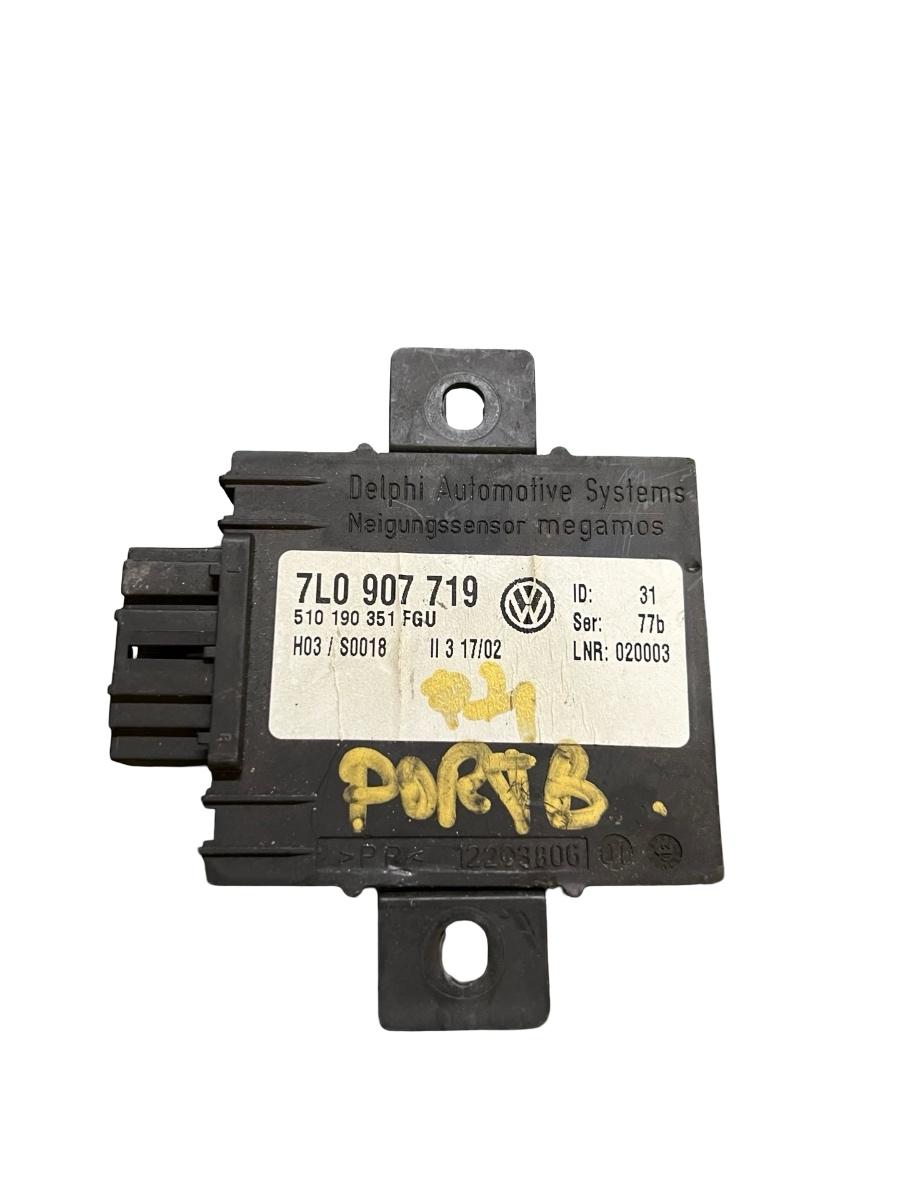 Modul/unitate de control alarma VOLKSWAGEN TOUAREG 7LA, 7L6, 7L7 2002 - 2013 VAG 7L0907719