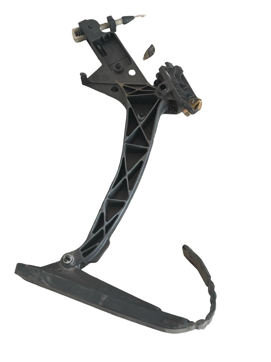Pedala de acceleratie MERCEDES-BENZ E-CLASS II W210 1995 - 2003 2.5 E 250 D OM 605.912 2103010520
