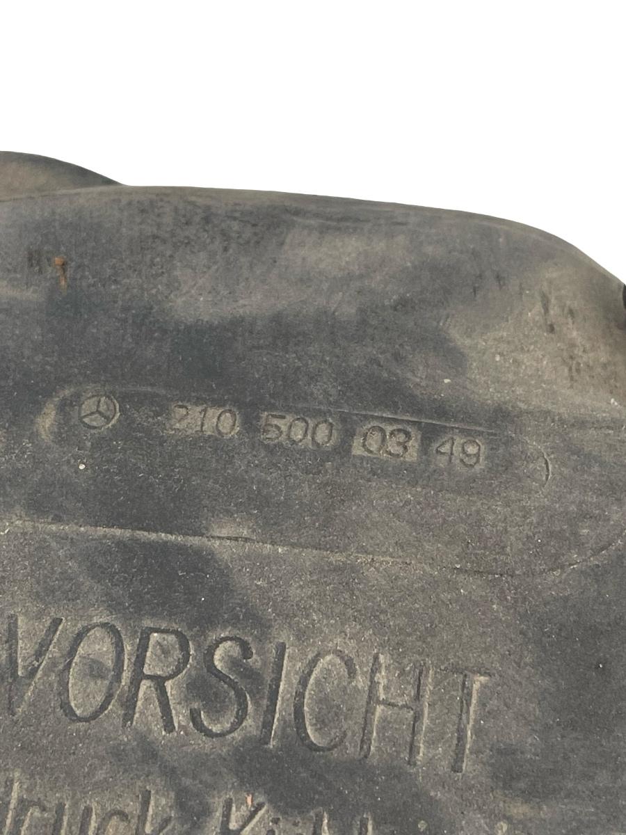 Vas rezervor de expansiune lichid de racire MERCEDES-BENZ E-CLASS II W210 1995 - 2003 2.5 E 250 D OM 605.912 2105000349 – foto 2