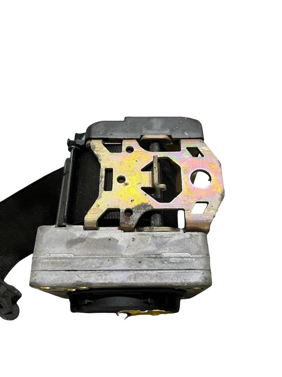 Centura de siguranta fata dreapta fata AUDI A3 8L1 1996 - 2006 D00064577 – foto 2