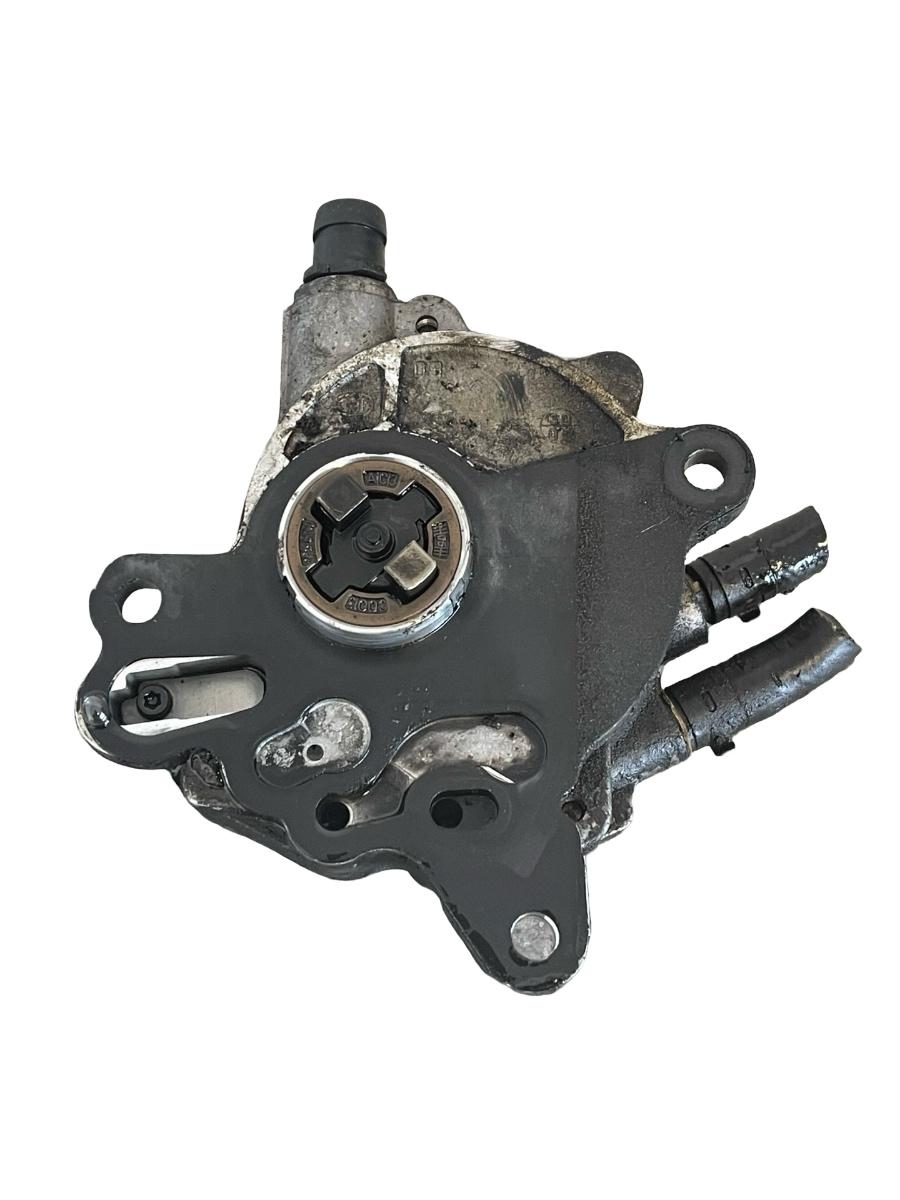 Pompa de vacuum VOLKSWAGEN GOLF V 1K1 2003 - 2009 2.0 TDI 16V BKD 03G145209 – foto 2