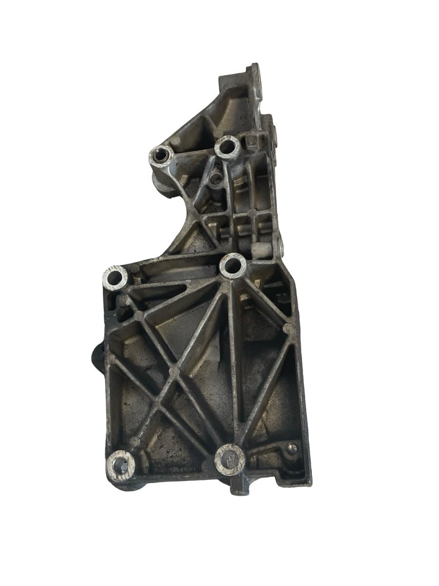 Suport accesorii VOLKSWAGEN GOLF V 1K1 2003 - 2009 2.0 TDI 16V BKD 03G903143A
