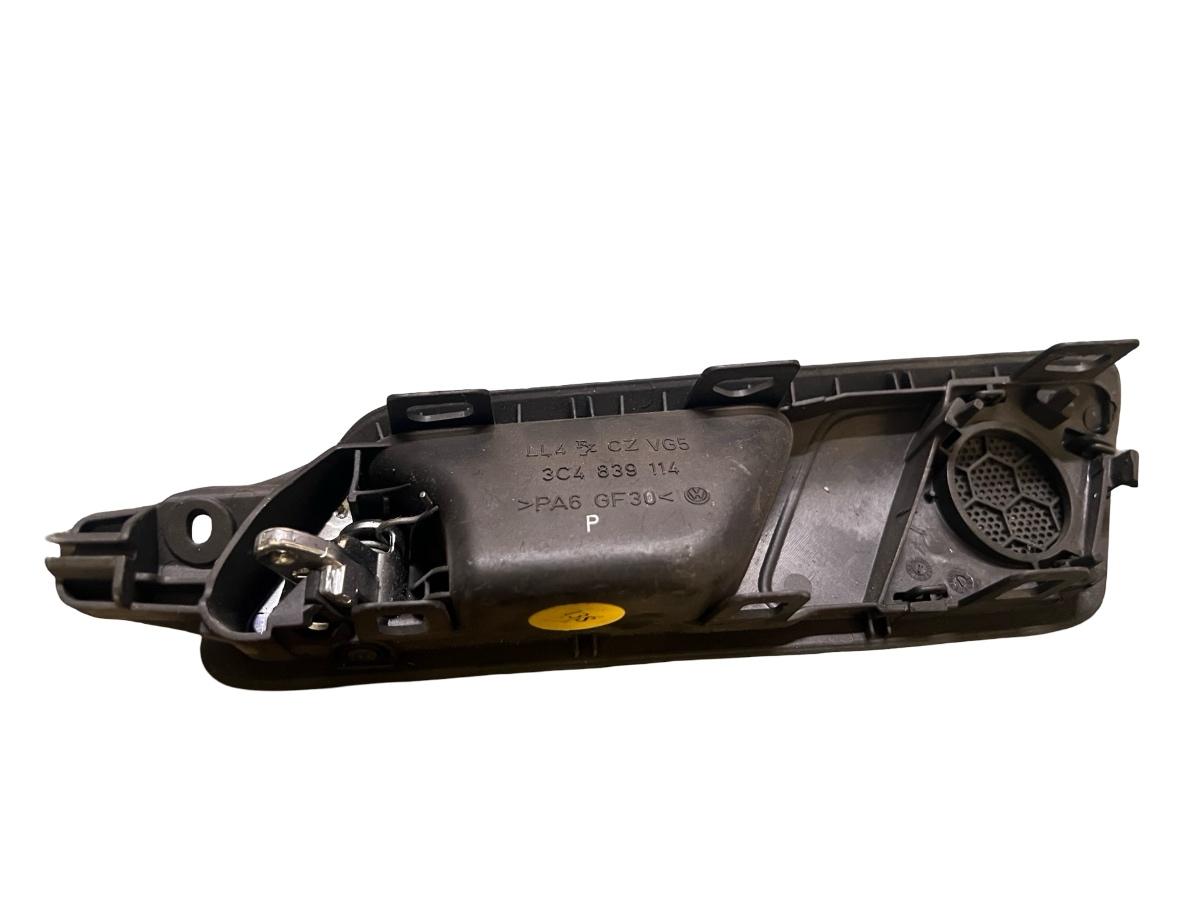 Maner interior portiera  dreapta spate VOLKSWAGEN PASSAT Variant 3C5 2005 - 2011 VAG 3C0035411A 3C4839114